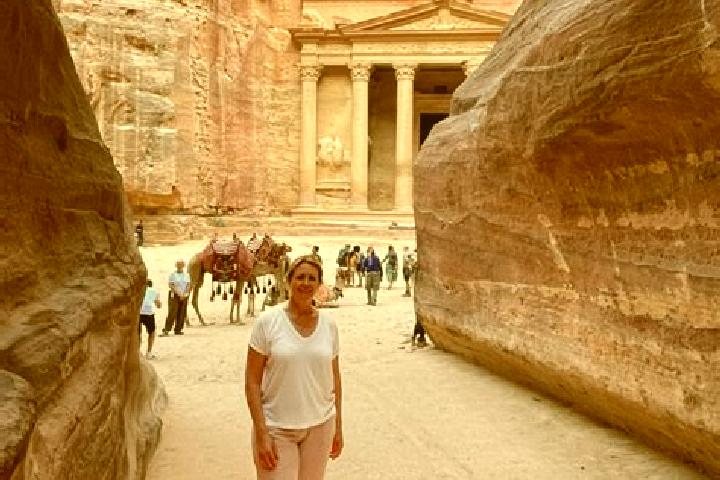 Escorts Ma an, Jordan — Local Companions