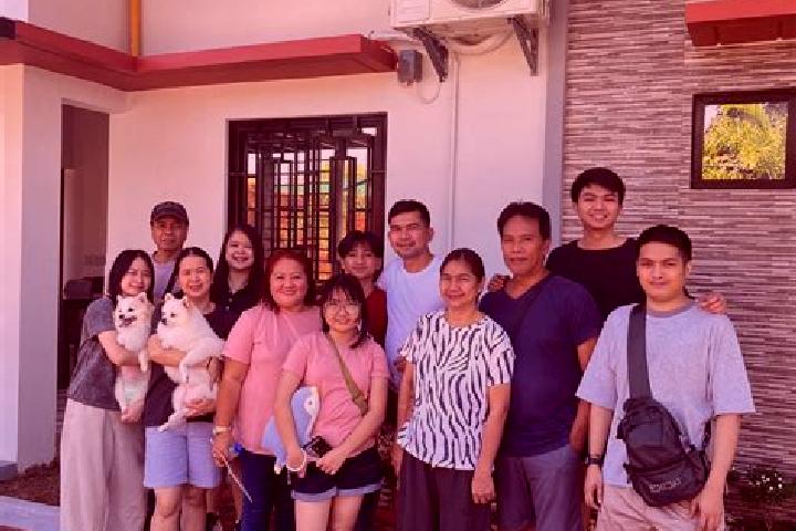 Escorts Macarse, Philippines — Local Companions
