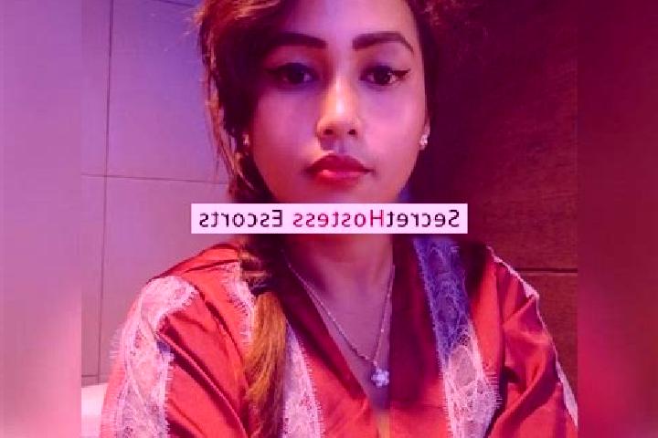 Escorts Mademang, Indonesia — Local Companions