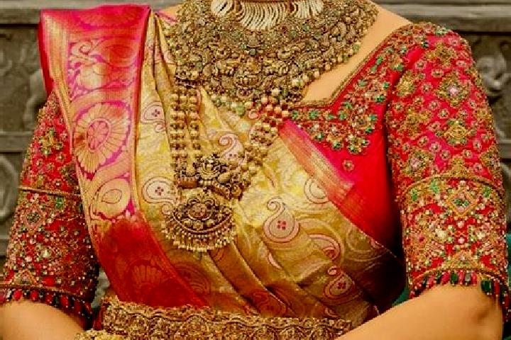 Escorts Magam, India — Local Companions