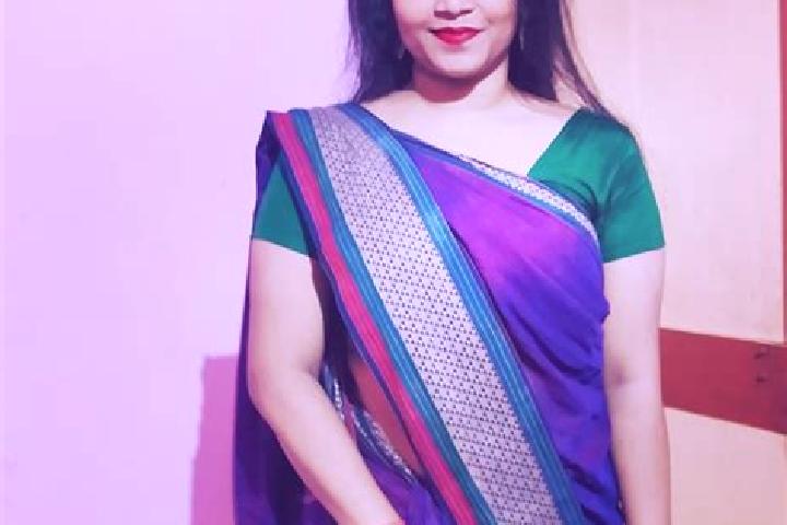 Escorts Mahudha, India — Local Companions