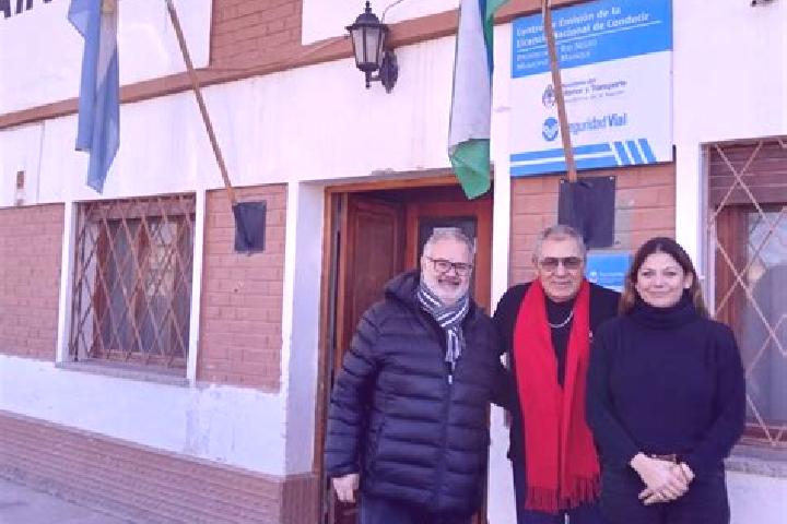 Escorts Mainque, Argentina — Local Companions