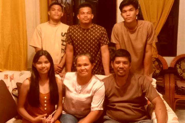 Escorts Malanay, Philippines — Local Companions