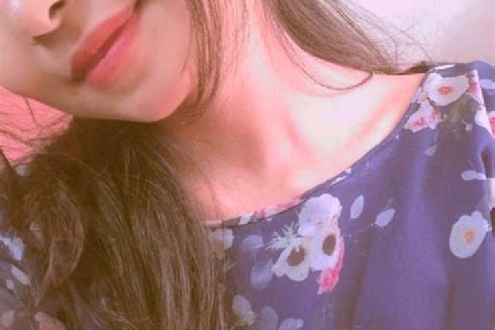 Escorts Malek Mian-e Olya, Iran — Local Companions