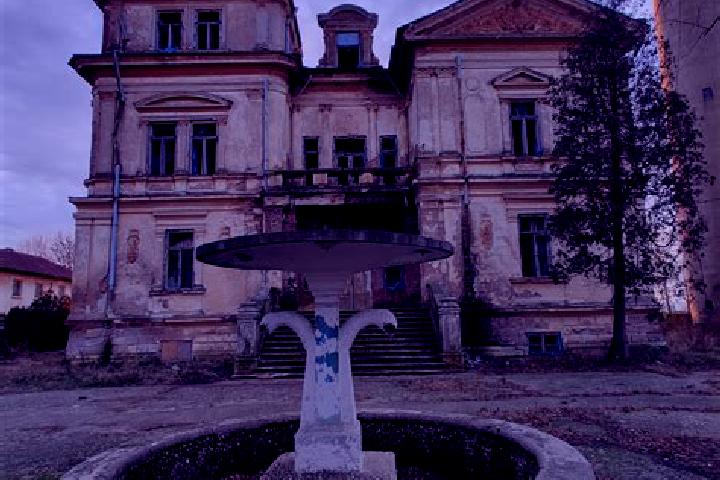 Escorts Malu Mare, Romania — Local Companions