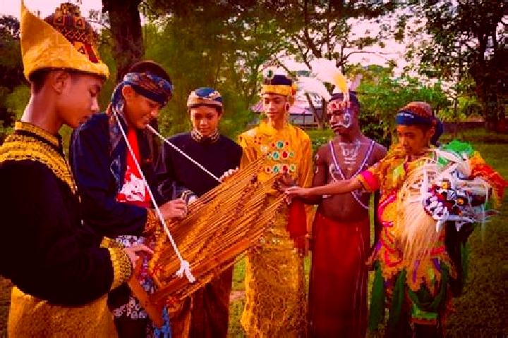 Escorts Mane, Indonesia — Local Companions