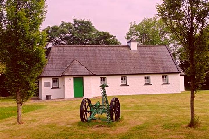 Escorts Manorhamilton, Ireland — Local Companions