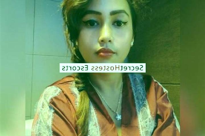 Escorts Mapinkebak, Indonesia — Local Companions