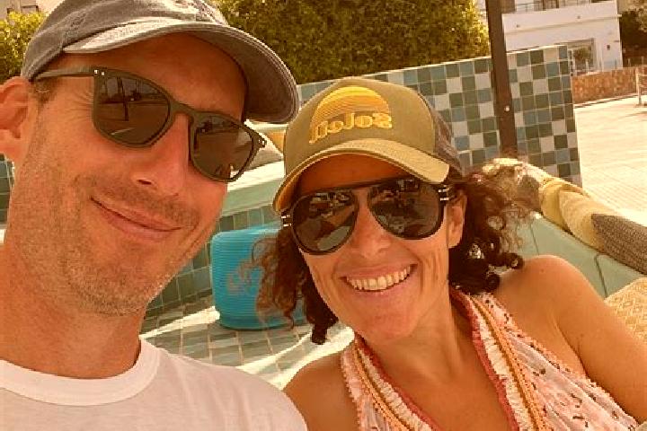 Escorts Mara, Spain — Local Companions