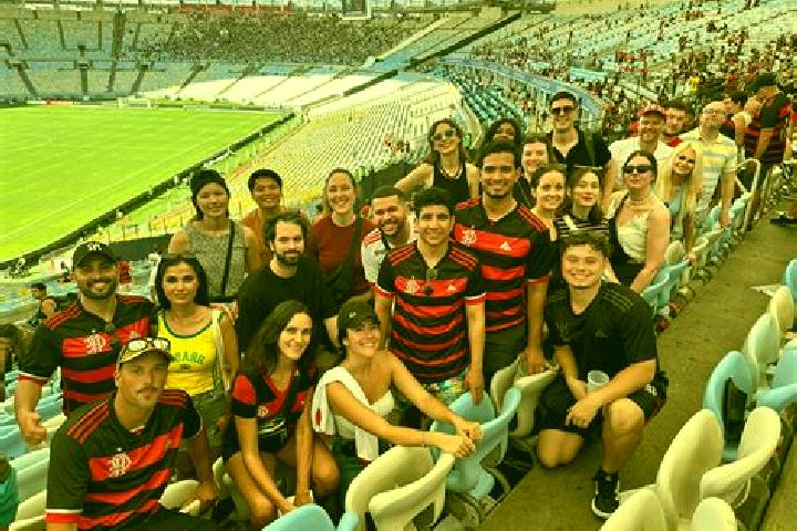 Escorts Maracana, Brazil — Local Companions