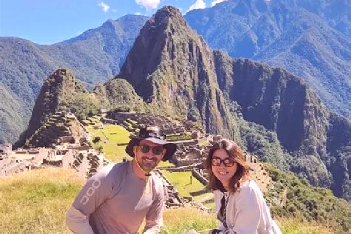 Escorts Marcara, Peru — Local Companions