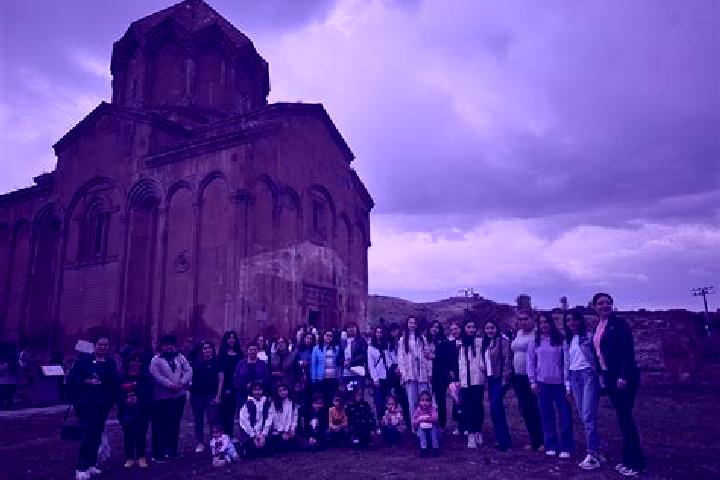 Escorts Marmashen, Armenia — Local Companions