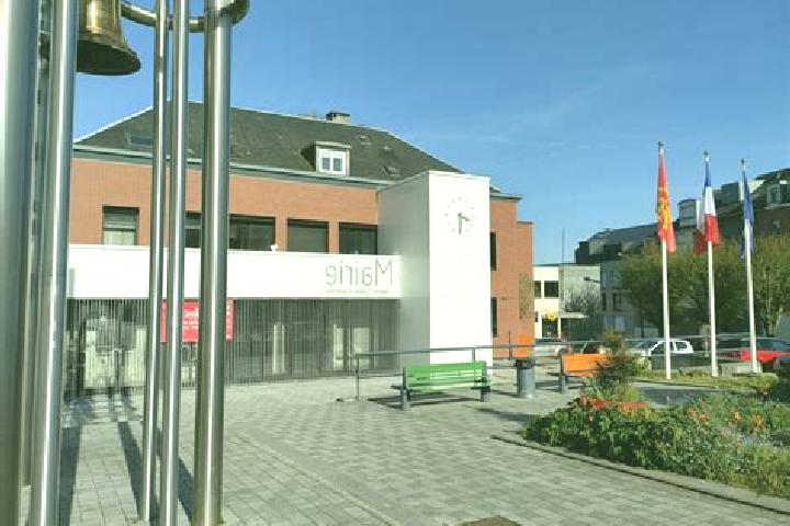 Escorts Maromme, France — Local Companions