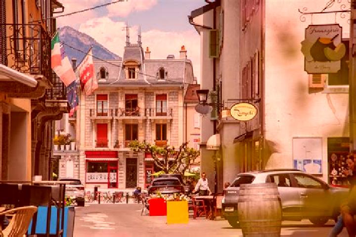 Escorts Martigny, France — Local Companions