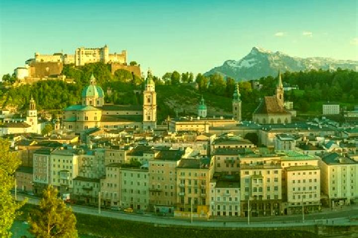 Escorts Marz, Austria — Local Companions
