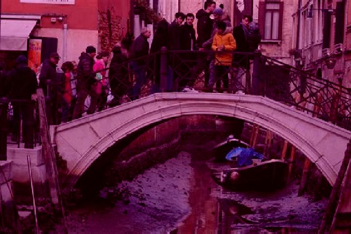 Escorts Massenzatico, Italy — Local Companions