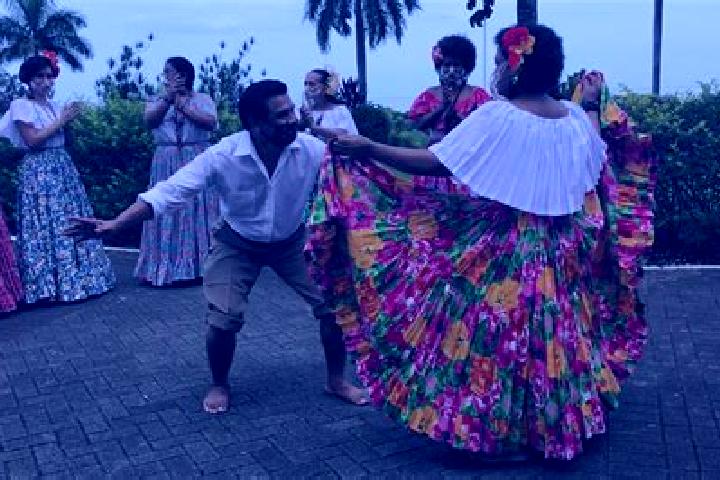 Escorts Mata del Nance, Panama — Local Companions