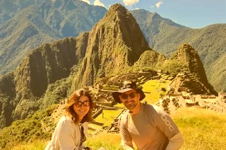 Escorts Mayocc, Peru — Local Companions