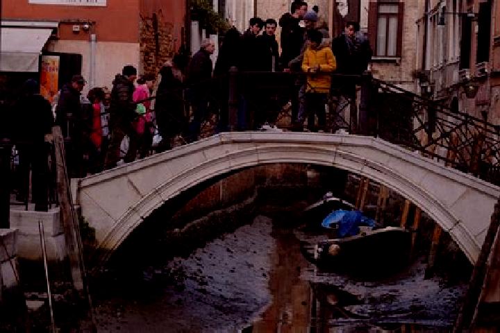 Escorts Mazzeo, Italy — Local Companions