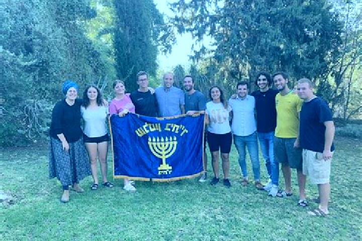 Escorts Mevo Betar, Israel — Local Companions