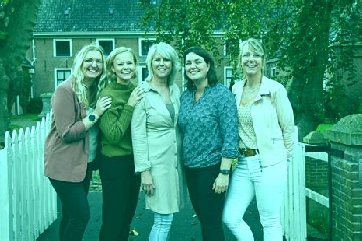 Escorts Middelstum, Netherlands — Local Companions