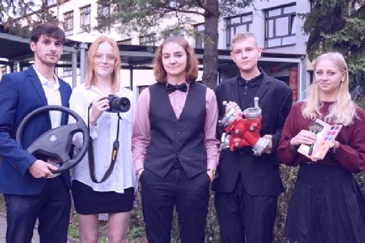Escorts Miedzyswiec, Poland — Local Companions