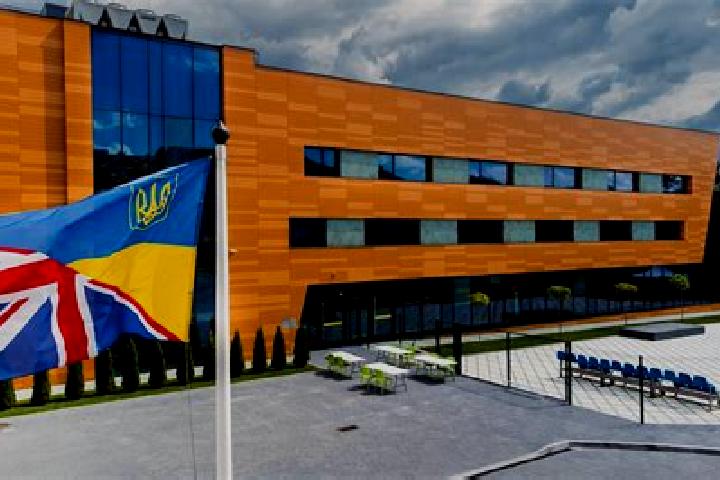 Escorts Mieroszow, Poland — Local Companions