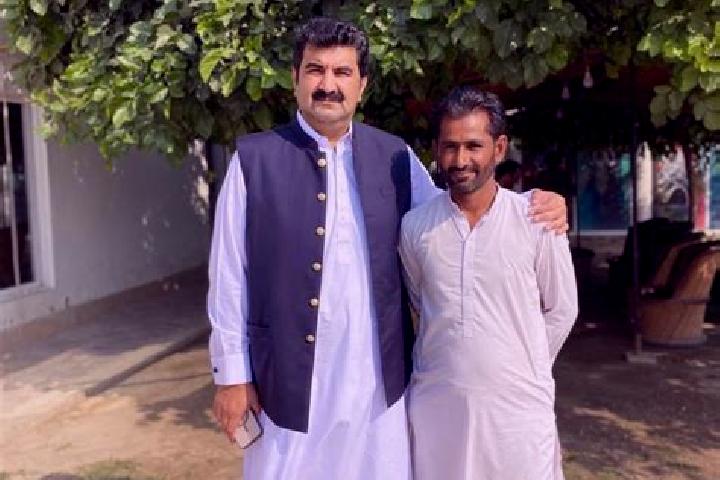 Escorts Minchinabad, Pakistan — Local Companions