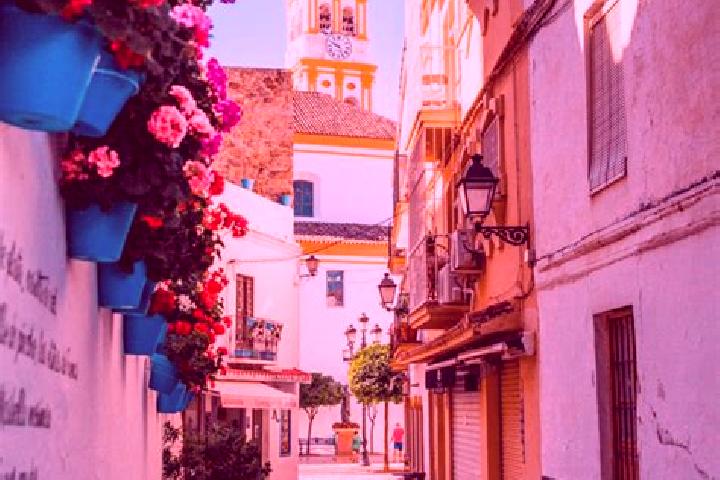 Escorts Miralcamp, Spain — Local Companions