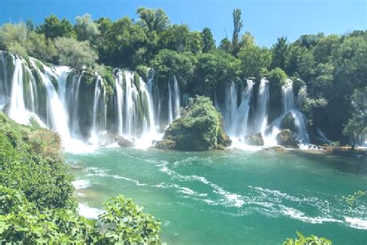 Escorts Miskovci, Bosnia and Herzegovina — Local Companions