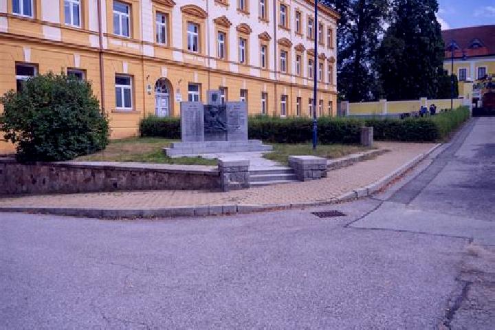 Escorts Mistrovice, Czech Republic — Local Companions