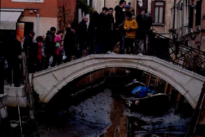 Escorts Modena, Italy — Local Companions