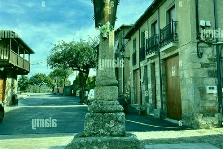 Escorts Molinaseca, Spain — Local Companions