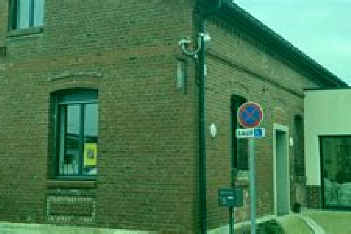 Escorts Mondicourt, France — Local Companions