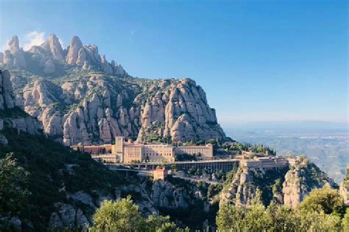 Escorts Monistrol de Montserrat, Spain — Local Companions