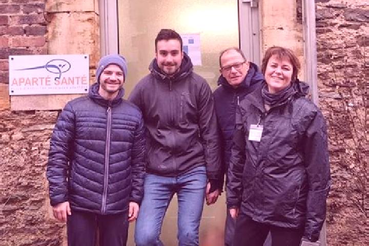 Escorts Montcy-Notre-Dame, France — Local Companions