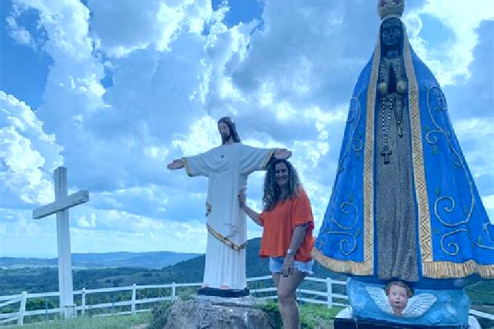 Escorts Monte Santo de Minas, Brazil — Local Companions