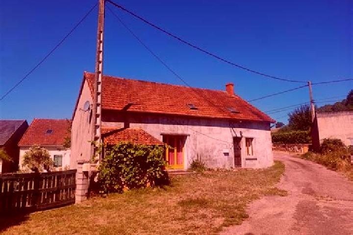 Escorts Montsauche-les-Settons, France — Local Companions