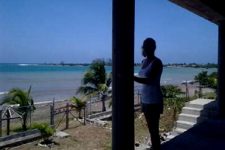 Escorts Morant Bay, Jamaica — Local Companions