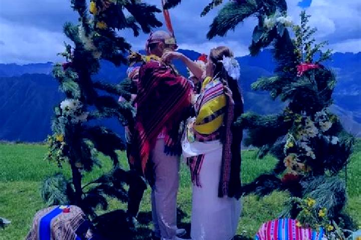 Escorts Morcolla, Peru — Local Companions