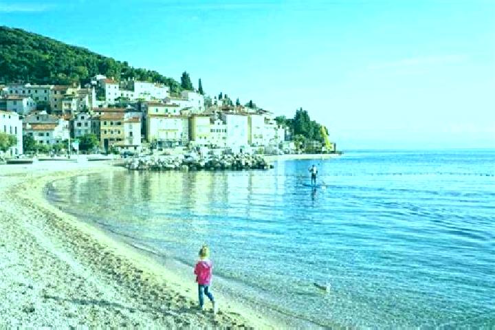 Escorts Moscenicka Draga, Croatia — Local Companions
