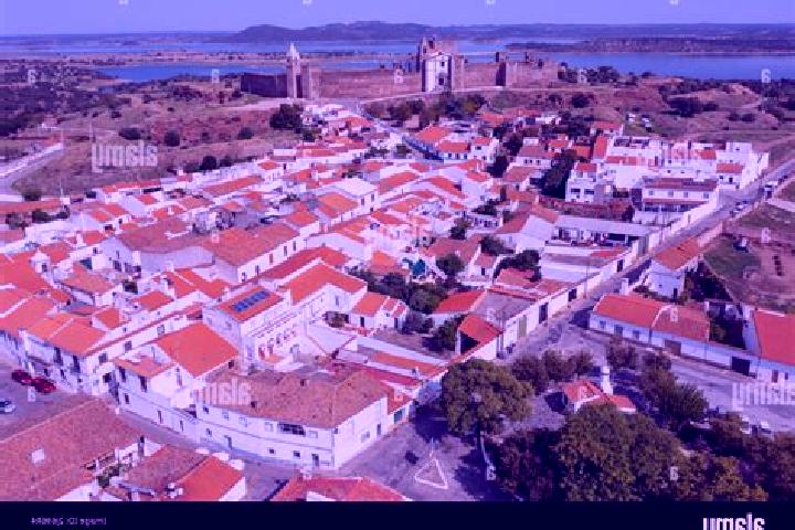 Escorts Mourao, Portugal — Local Companions