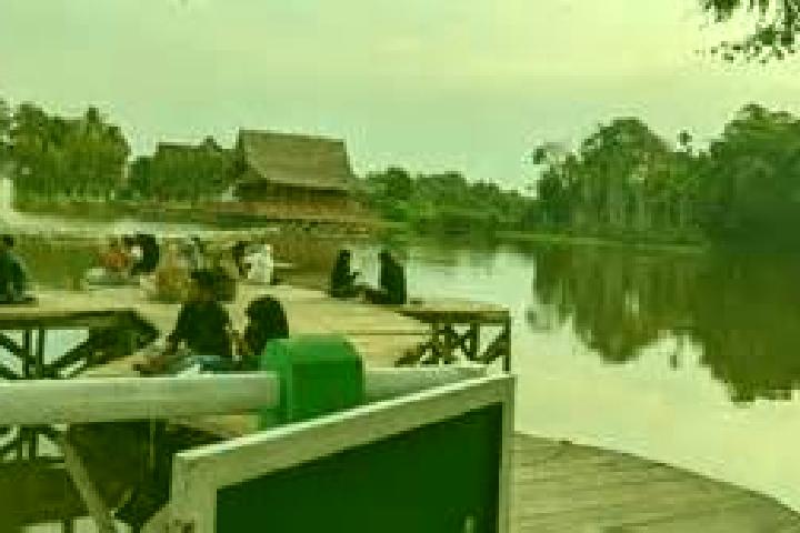 Escorts Muara Bulian, Indonesia — Local Companions