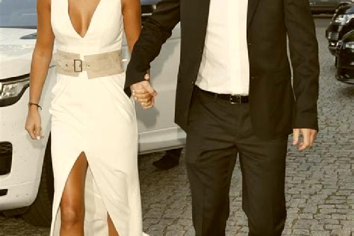 Escorts Muchobor Wielki, Poland — Local Companions
