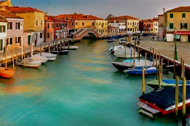 Escorts Murano, Italy — Local Companions