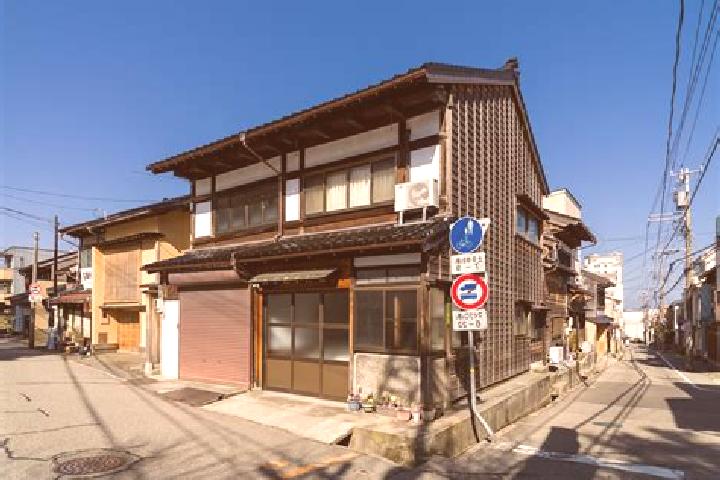 Escorts Mutsu, Japan — Local Companions