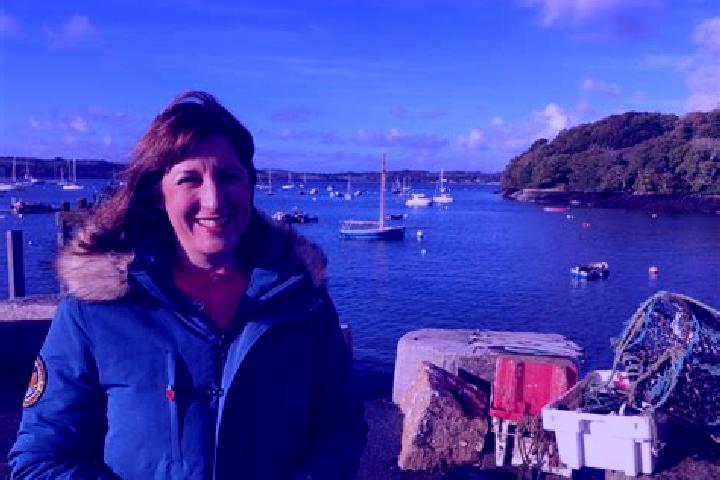 Escorts Mylor Bridge, United Kingdom — Local Companions