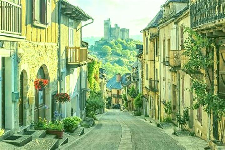 Escorts Najac, France — Local Companions