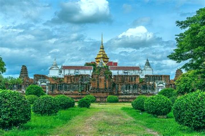 Escorts Nakhon Luang, Thailand — Local Companions