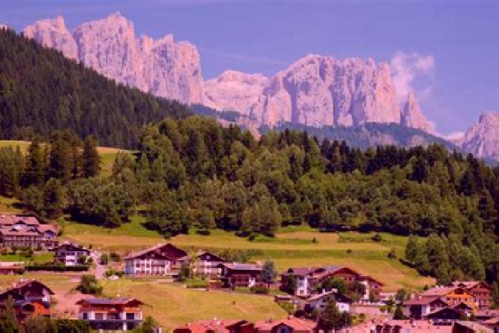 Escorts Nalles, Italy — Local Companions